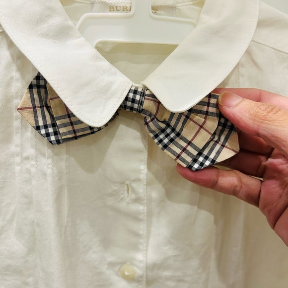 Burberry Cream Shirt with Plaid Accents - Picture 2 of 5
